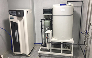 如何放置純水水箱內的水質變差?